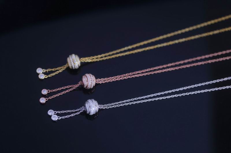 Piaget necklace 05lyx22